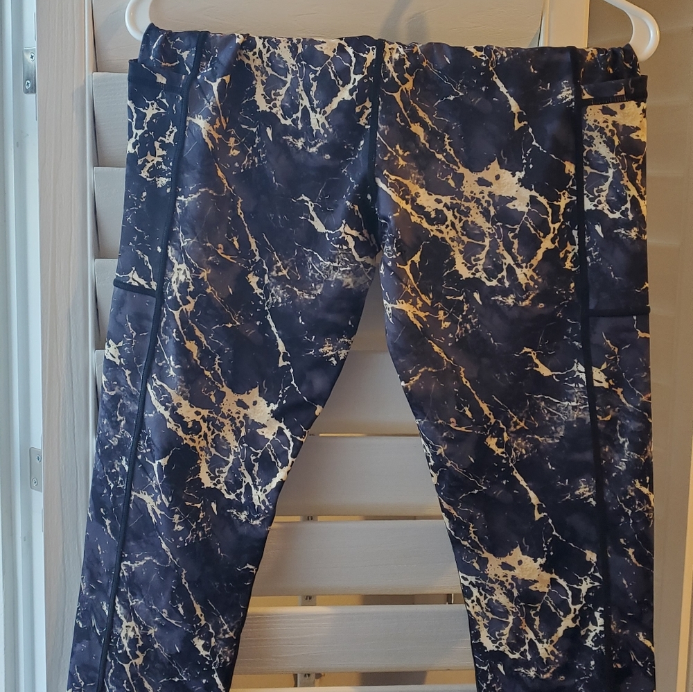 Med. Gold Marble Capri CVG
